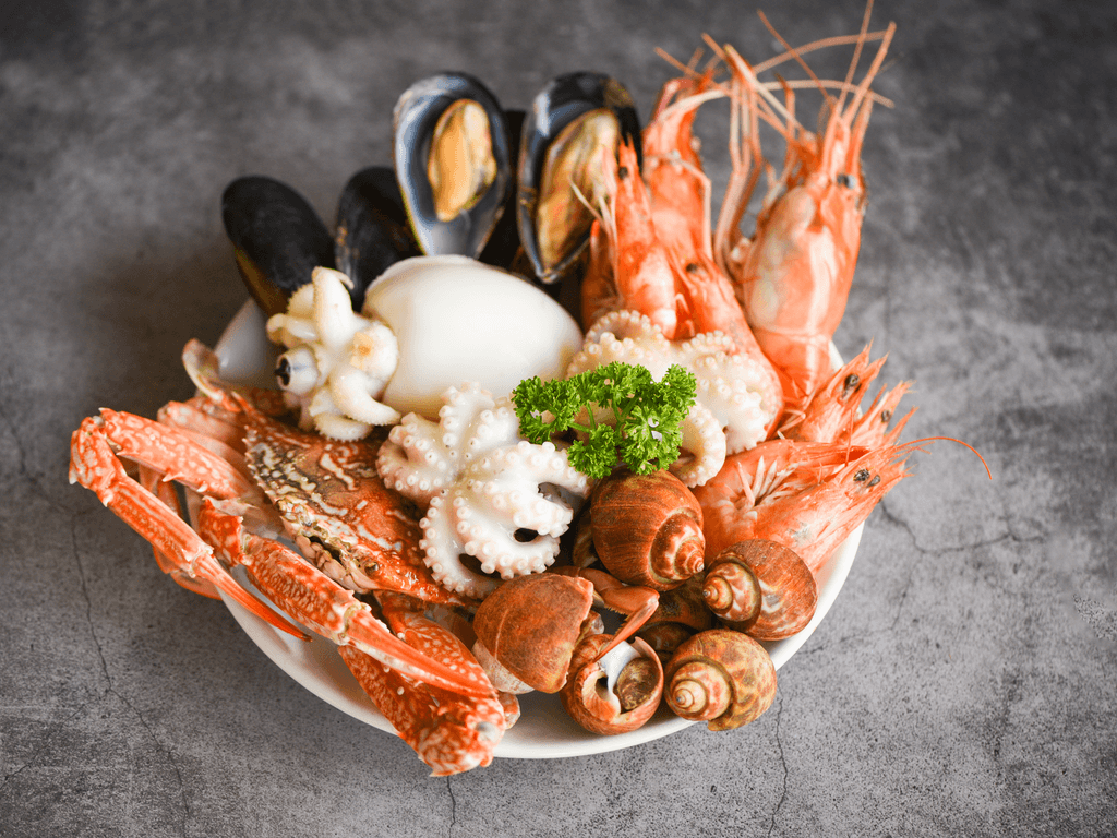 What Kind of Shellfish Dishes Can You Get at Kevin’s Restaurant?